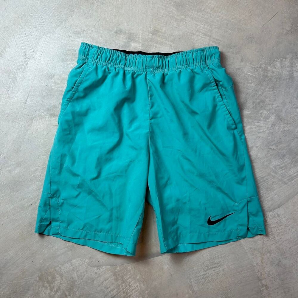 Nike Men's Blue and Green Shorts